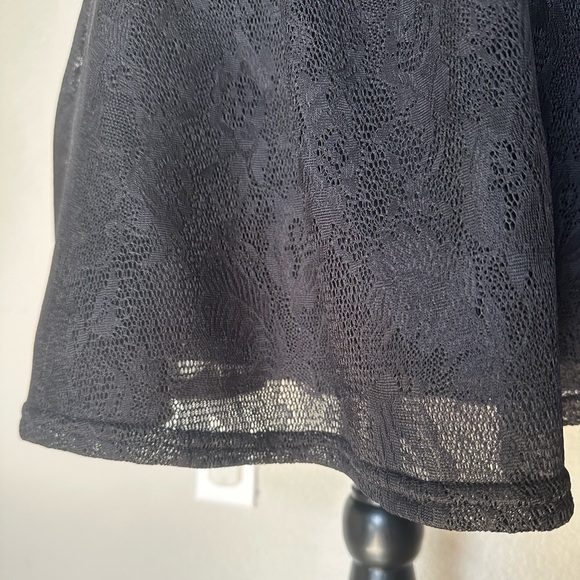 Black Mesh Flower pattern Party High waist Fashion modern Skirt UK brand TFNC - Picture 12 of 16